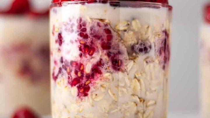 Image for Maple Raspberry Overnight Oats