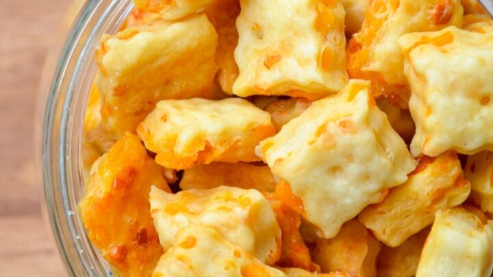 Image for Sourdough Discard Cheese Crackers