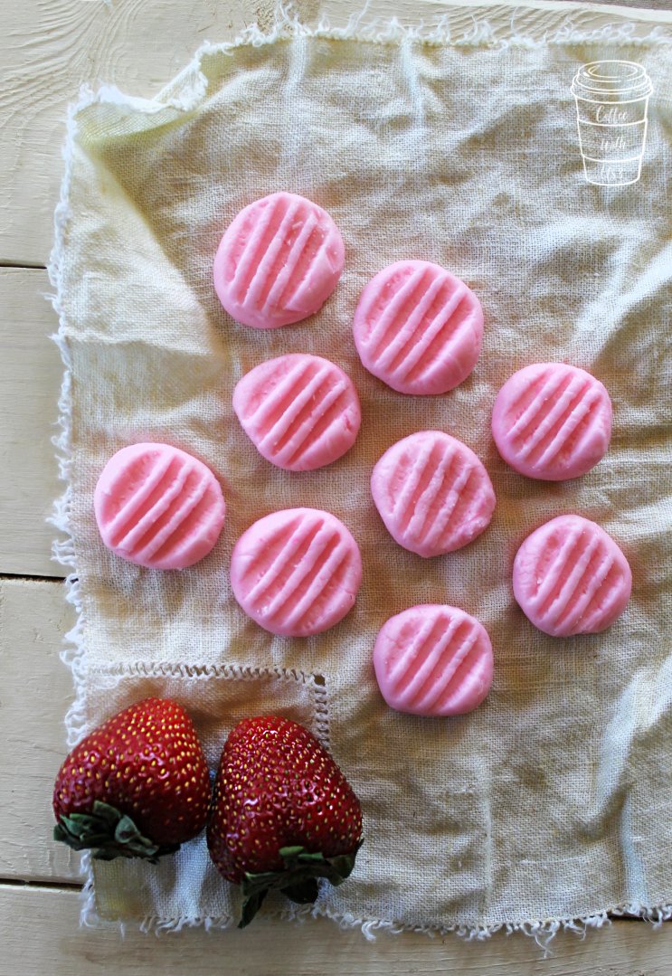 Strawberry Cream Cheese Bites